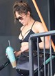 Jennifer Lopez displays her toned figure pics
