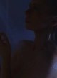 Jennifer Love Hewitt goes topless pics