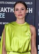Kristen Bell wows all in lime green outfit pics