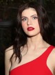 Alexandra Daddario wows in a tight red dress pics