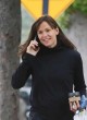 Jennifer Garner running errands in brentwood pics