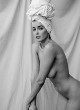 Sarah Stephens goes naked pics