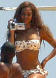 Beyonce Knowles with boyfrend on the yacht pics