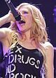 Avril Lavigne pictures from the concerts pics