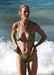 Uma Thurman paparazzi bikini beach shots pics