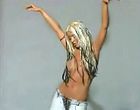 Christina Aguilera she exposes her nipples nude clips