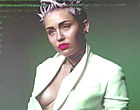 Miley Cyrus twerking in nude bikini clips