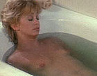 Goldie Hawn topless in bath tub scene clips
