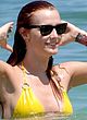 Ashlee Simpson caught by paparazzi in bikini pics