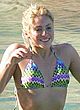 Shakira paparazzi bikini photos pics
