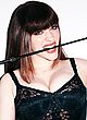 Kat Dennings shows massive cleavage pics