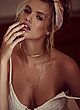Hailey Clauson naked pics - sexy ass & deep cleavage shots