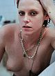 Kristen Stewart goes naked and topless pics