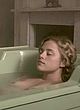 Zoe Tapper nude & masturbate in bathtub pics