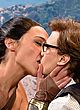 Gal Gadot sexy lesbian kissing pics