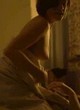 Elisabeth Moss exposing boobs during sex pics