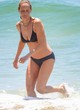 Helen Hunt stuns in skimpy black bikini pics