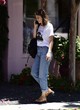 Lauren Cohan casual in t-shirt and jeans pics