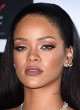 Rihanna nude and shows pussy pics