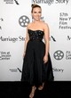 Scarlett Johansson shines in a strapless gown pics
