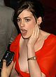 Anne Hathaway paparazzi posing pics pics